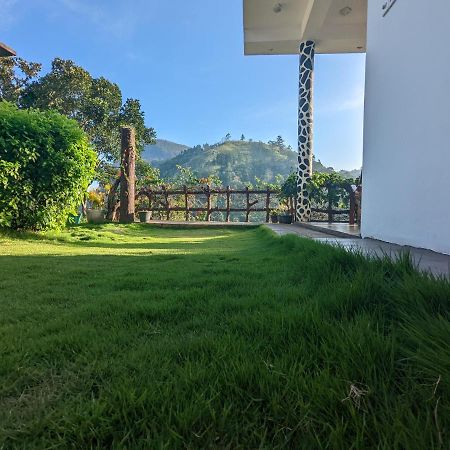 Lavendra Paradise Ella Bagian luar foto