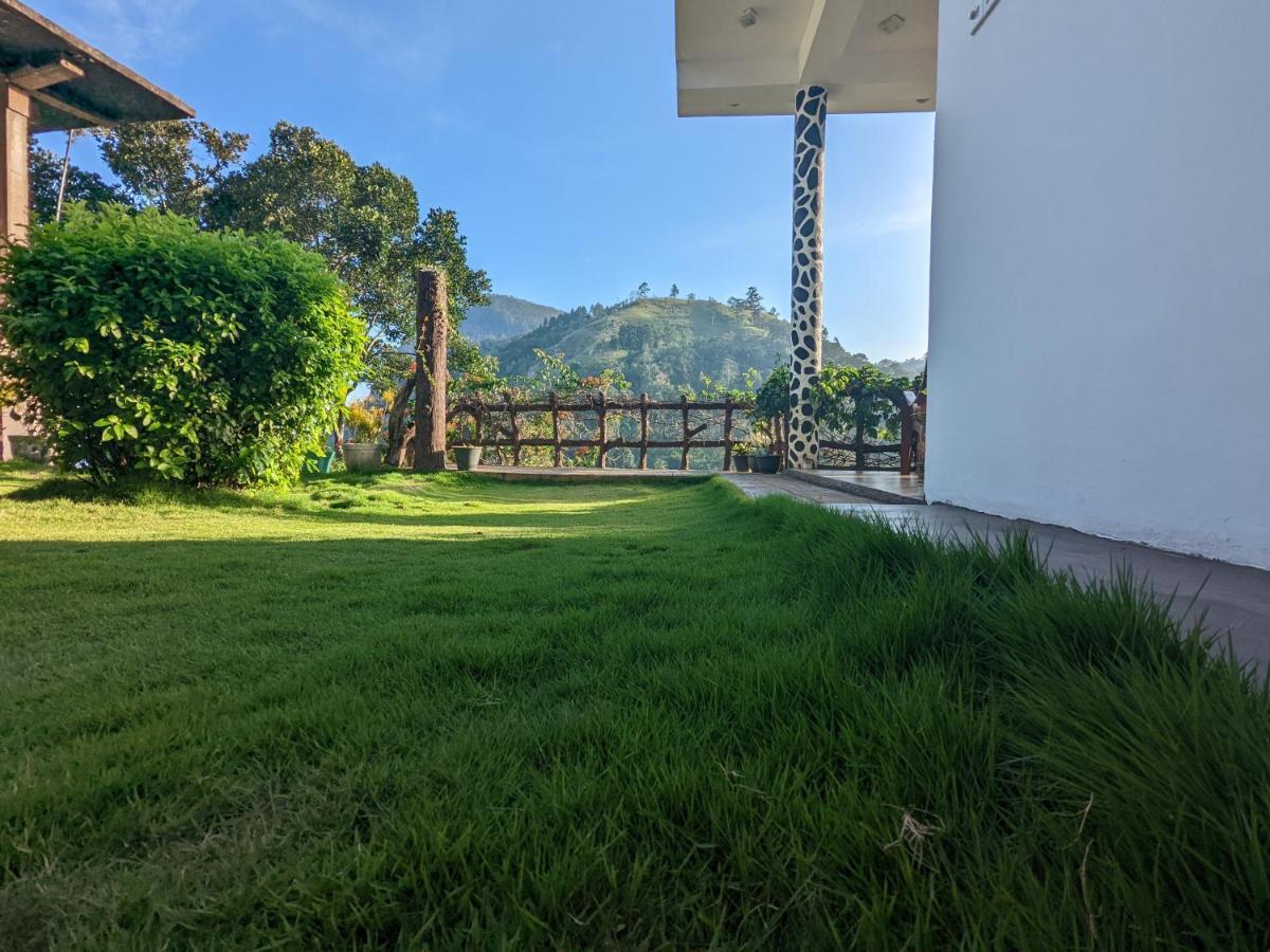 Lavendra Paradise Ella Bagian luar foto